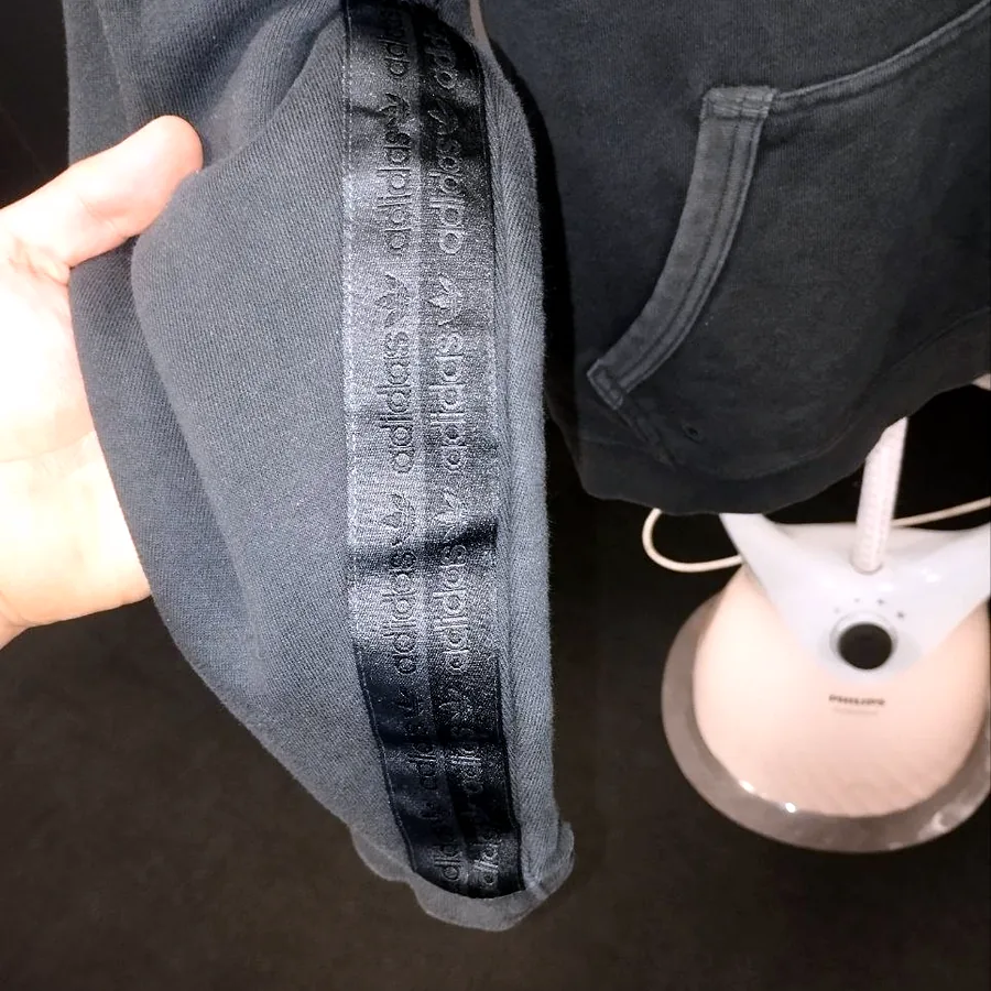 Худи Adidas, размер M