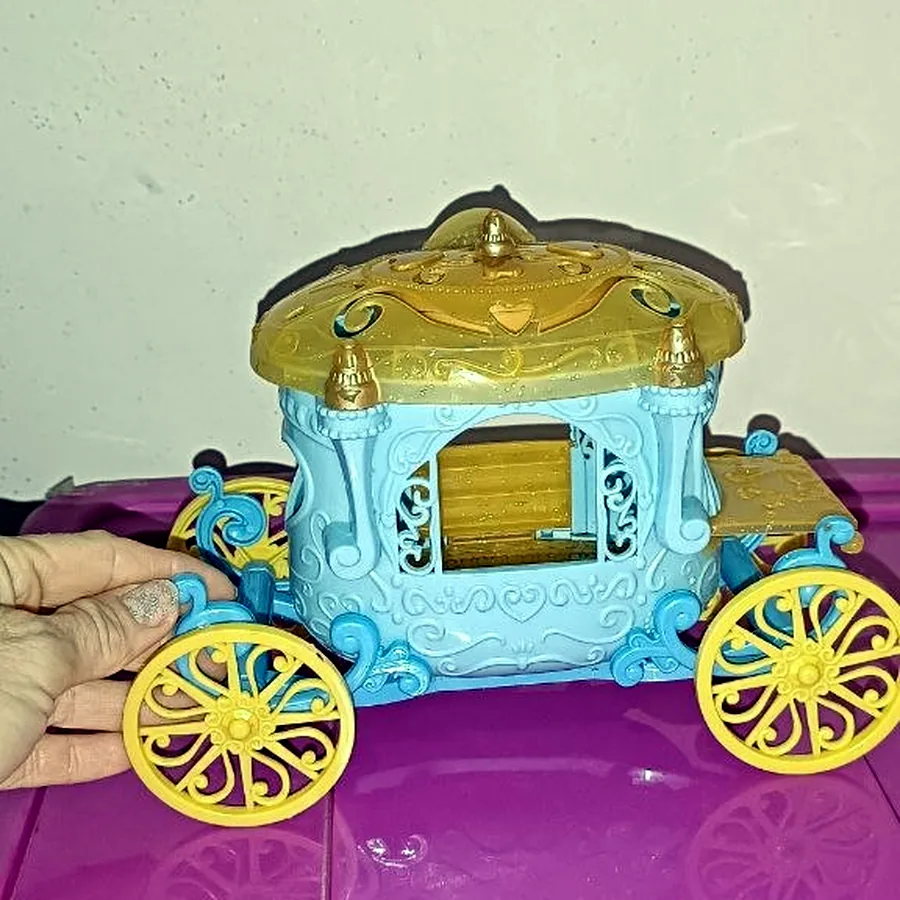 Игрушечная карета