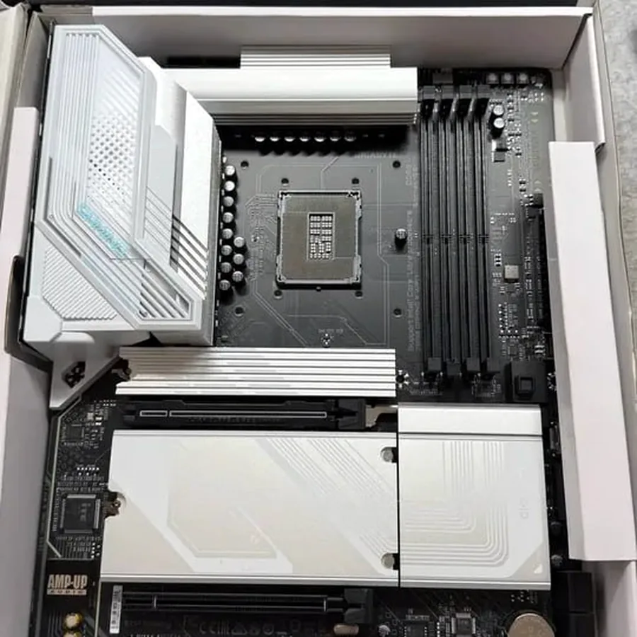 Материнская плата Gigabyte Z890 Gaming X WiFi 7