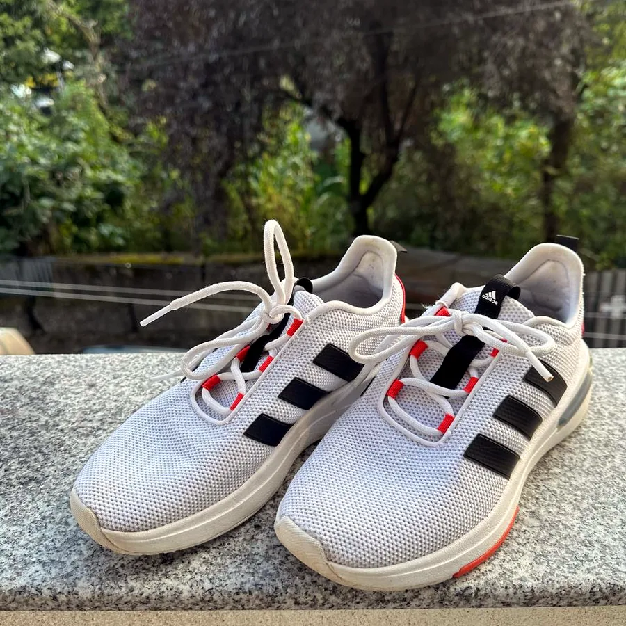 Кроссовки Adidas оригинал, размер 38 EU
