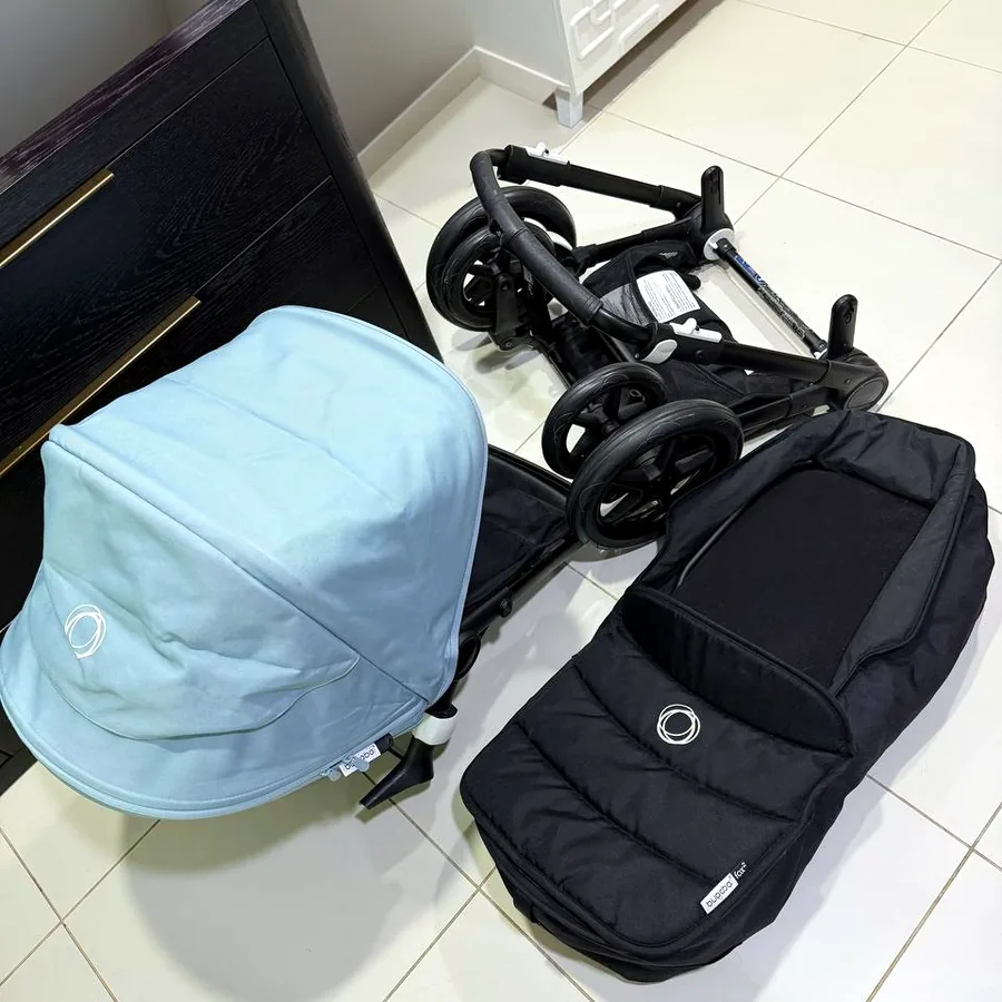 Коляска Bugaboo Fox 2 с люлькой Newborn Pack