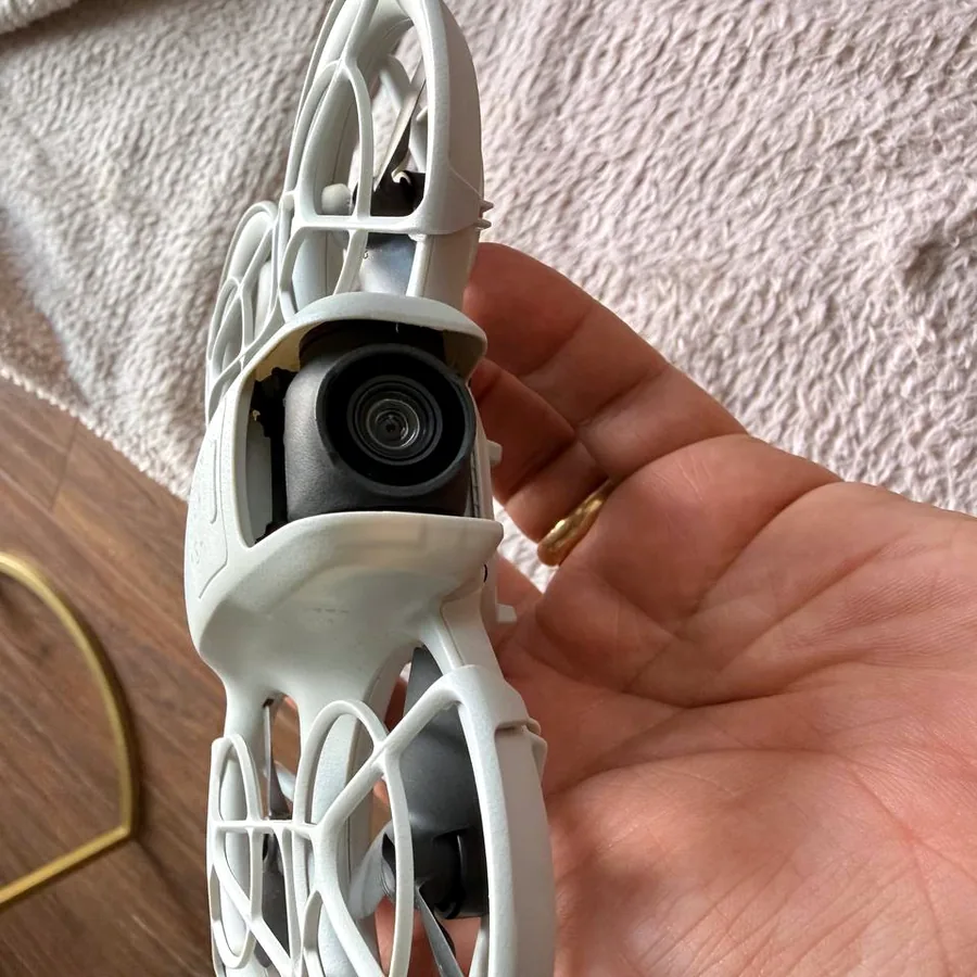 DJI Neo селфи-дрон, идеальное состояние
