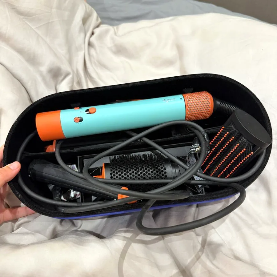 Стайлер Dyson, полный комплект