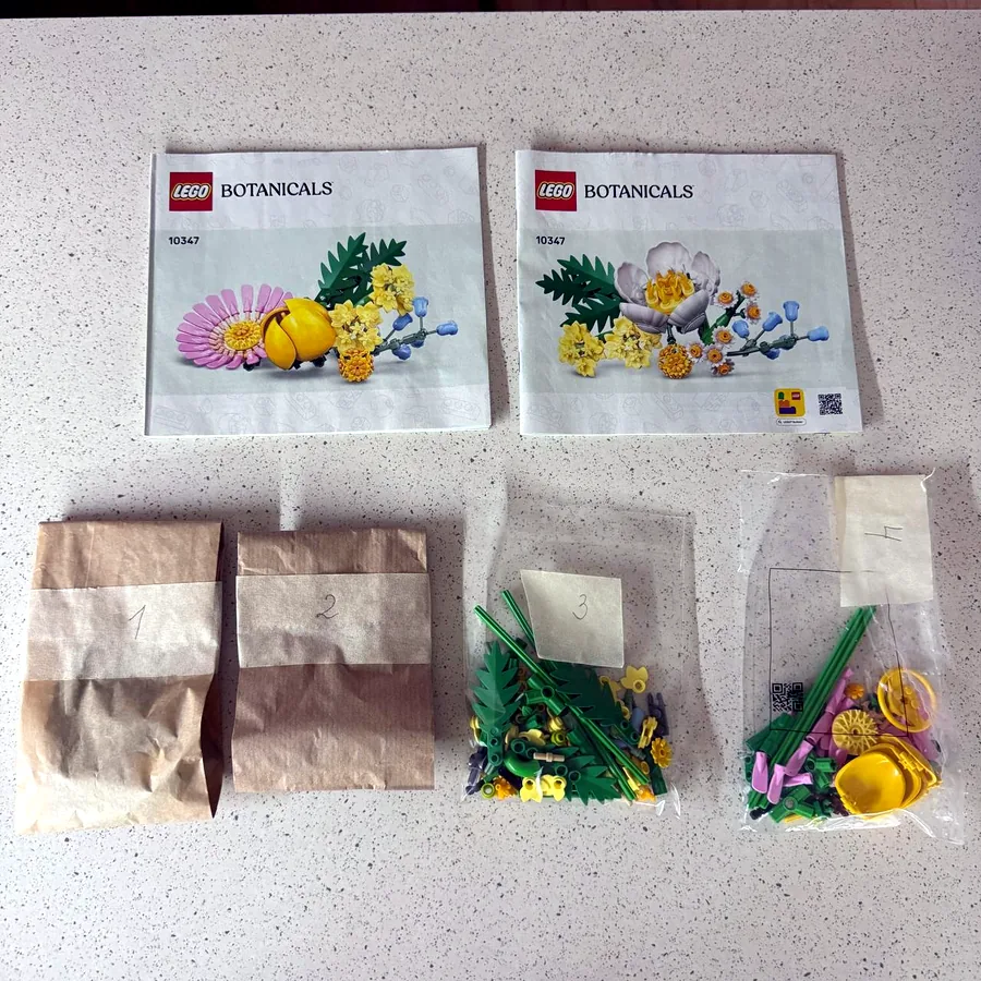 LEGO Botanicals, все детали в наличии