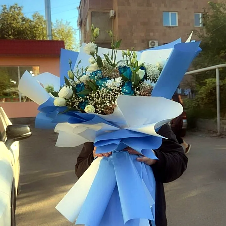 Доставка цветов и букетов в Ереване