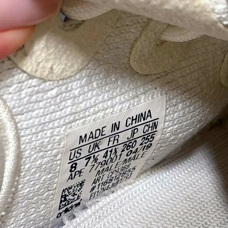 Кроссовки Adidas Yeezy Boost 350, размер 40-41