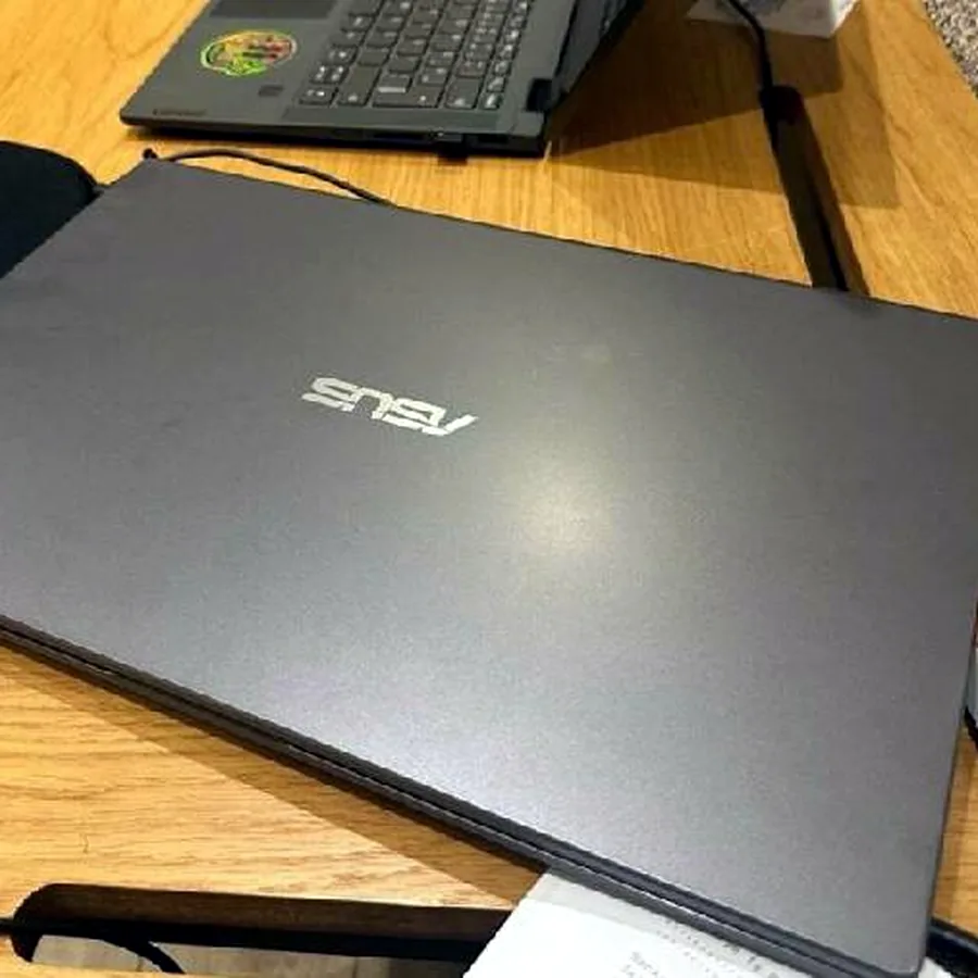 Ноутбук Asus, Intel Core i3-10, 4 GB RAM, 256 GB SSD