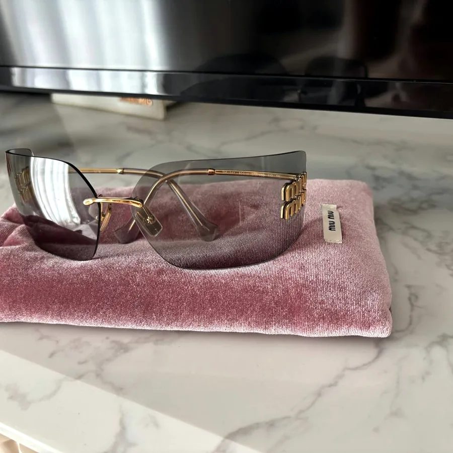 Очки Miu Miu, новые