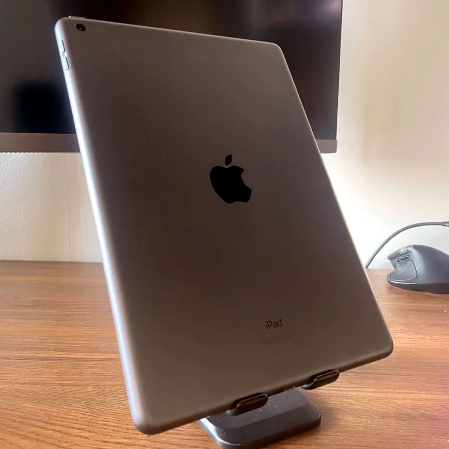 iPad 9, 64 GB, Space Gray, новый аккумулятор