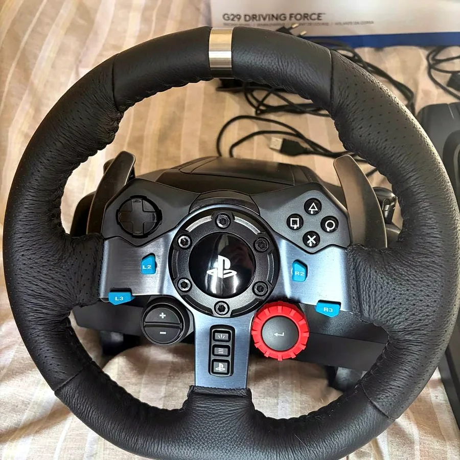 Logitech G29 с коробкой передач Driving Force Shifter