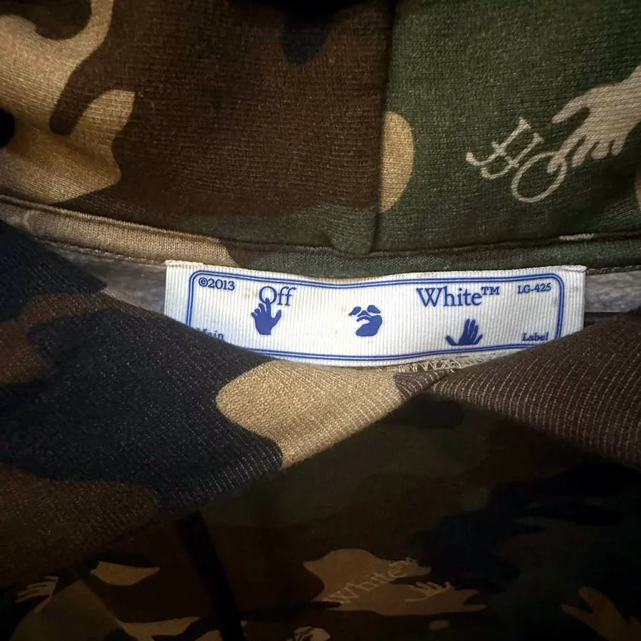Off-White camo hoodie, размер M