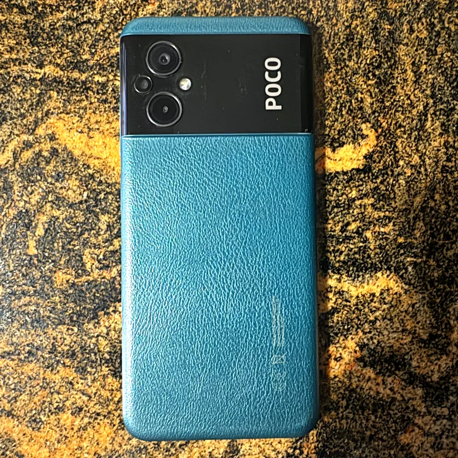 POCO M5, 4/64 ГБ, идеальное состояние