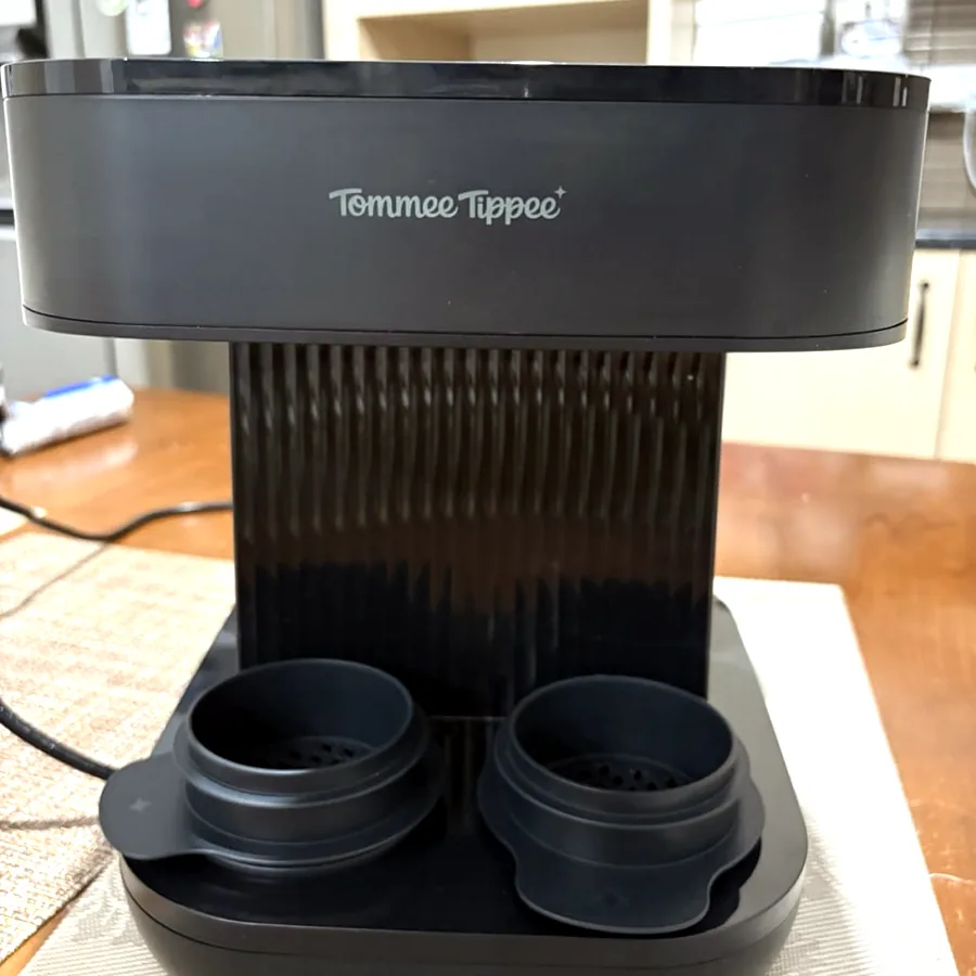 Автомат для приготовления детской смеси Tommee Tippee
