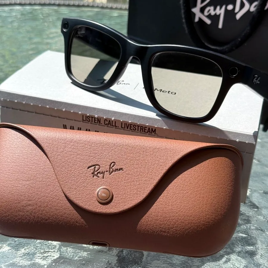Смарт-очки Ray-Ban Meta 2, фотохромная линза