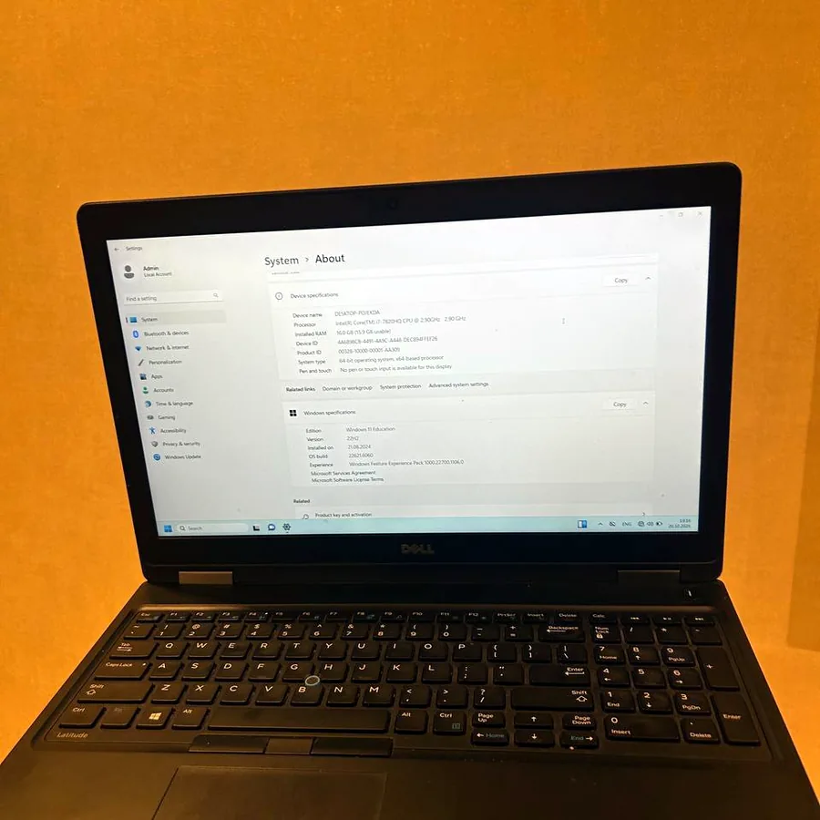 Ноутбук Dell Latitude 5580, i7, 16 GB, SSD 256 GB