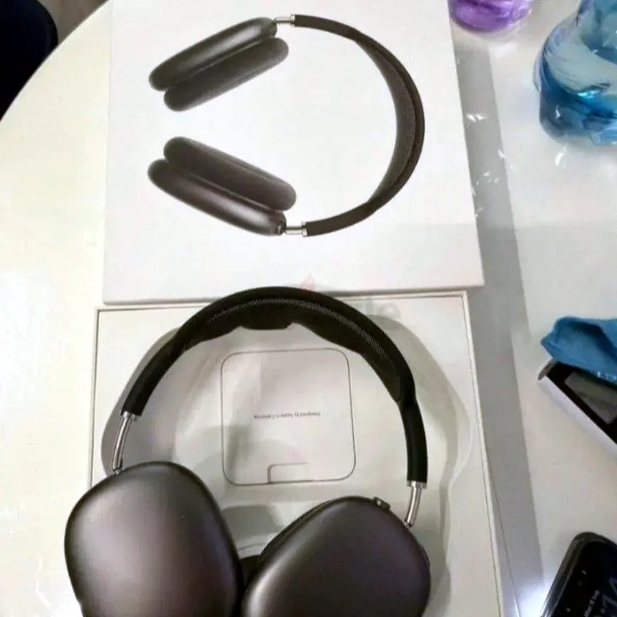 AirPods 1 поколения, хороший заряд