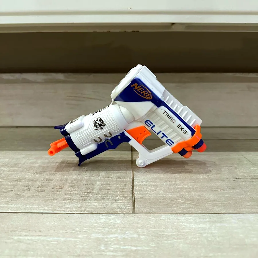 Nerf пистолеты и автоматы Fortnite