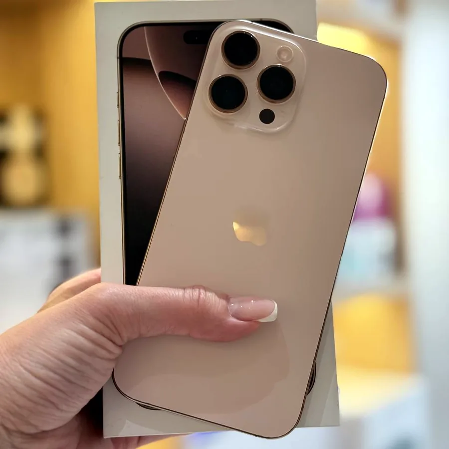 iPhone 16 Pro 512GB, состояние отличное