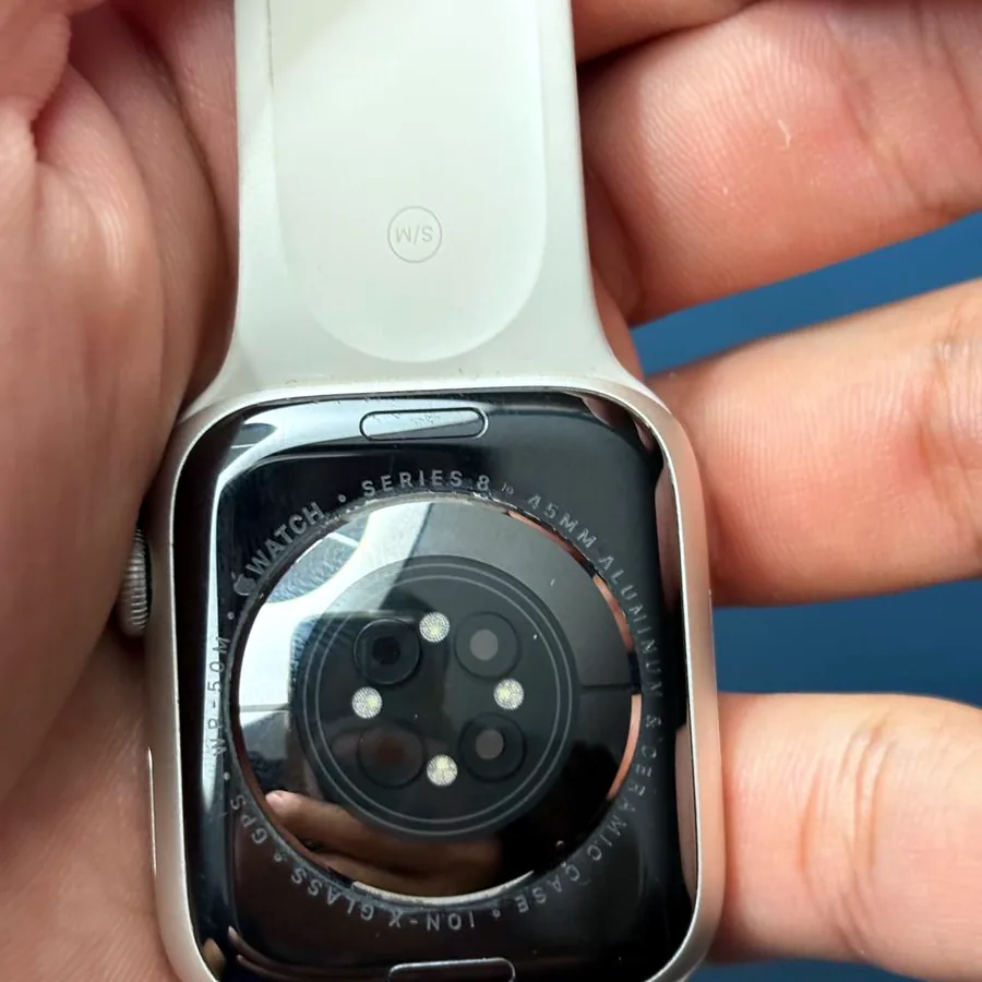 Apple Watch 8, 45 мм