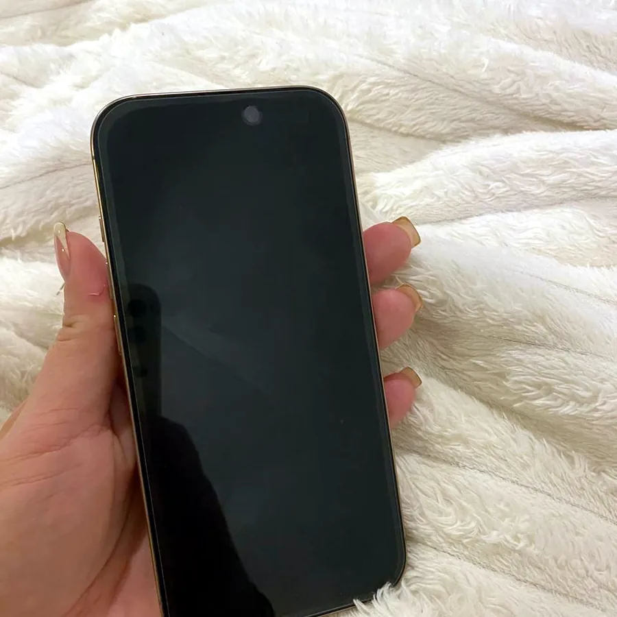 iPhone 16 Pro 512 GB Gold, отличное состояние