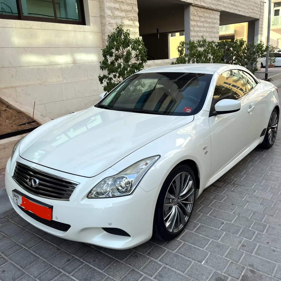 Infiniti Q60 3.7 2016, пробег 155 000 км