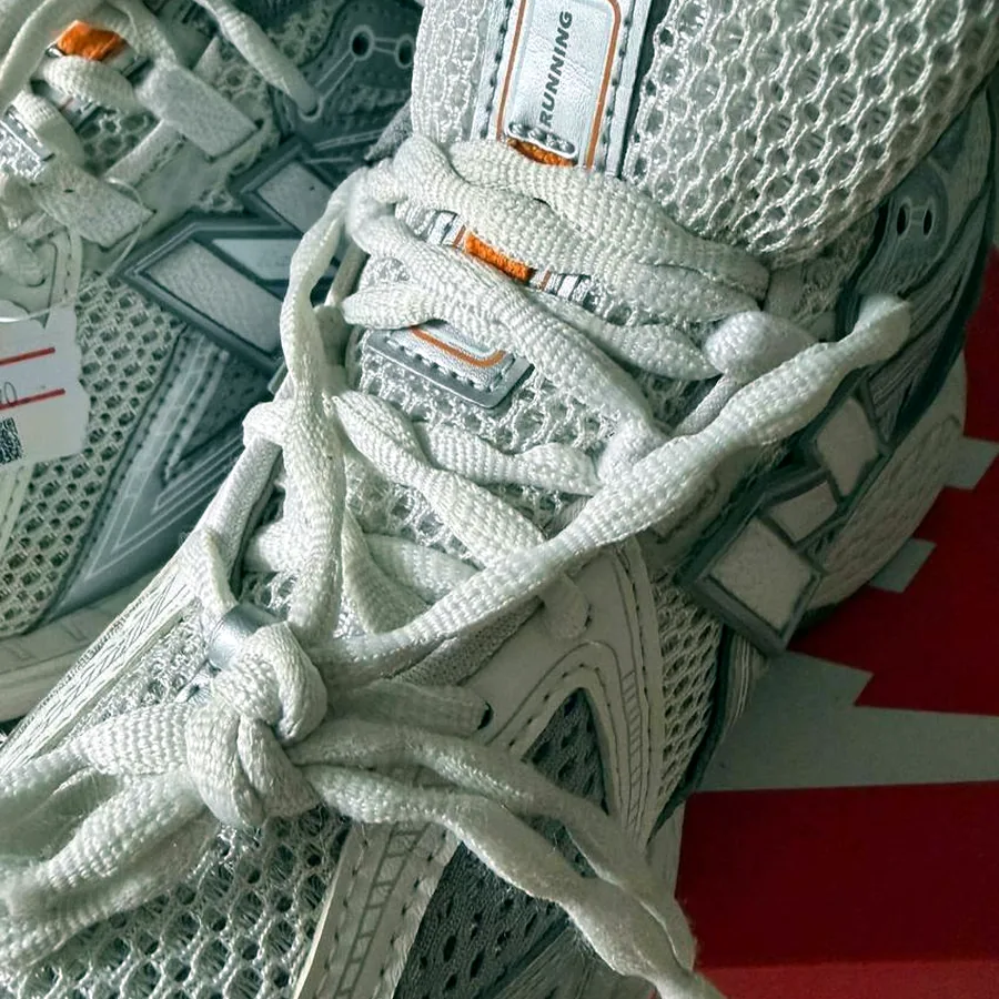 New Balance 1906R Silver Orange, размер 37