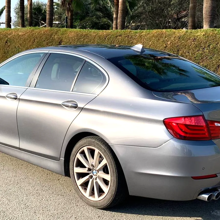 BMW 2011, спортивный автомат, кожаный салон