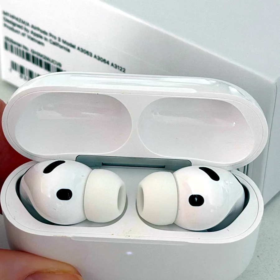 Apple AirPods Pro 3, как новые