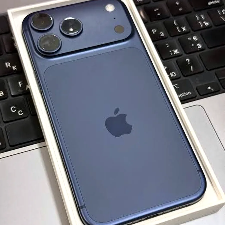 iPhone 17 Pro Max, 256GB, американская модель