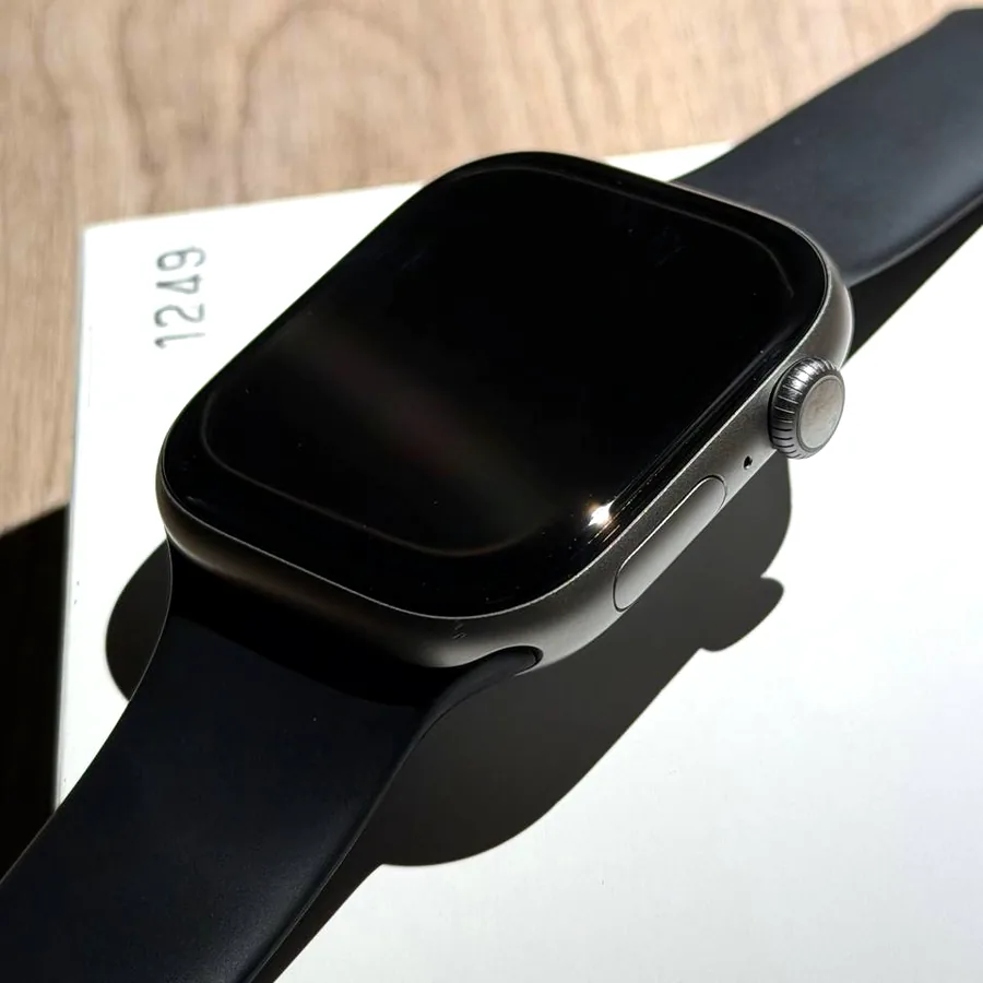 Apple Watch Series 11, 46 mm Space Gray