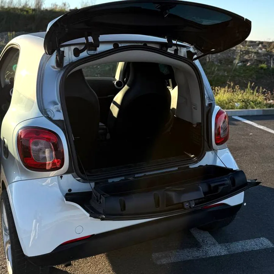 Smart Fortwo 2016, 0.9 автомат, пробег 128 000 км