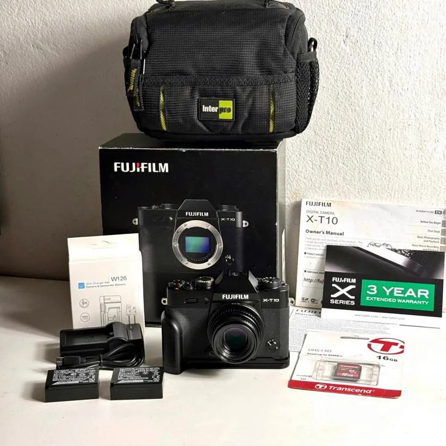 Фотоаппарат Fujifilm X-T10 с объективом 35 мм