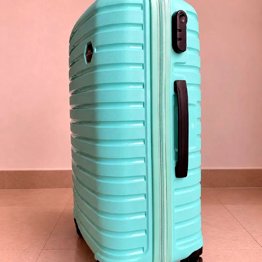 Чемодан новый бирюзовый, 60x45 см
