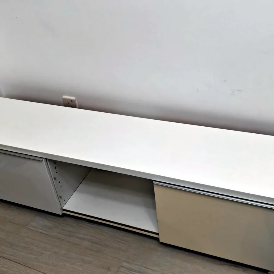 Тумба под телевизор 180×40 см