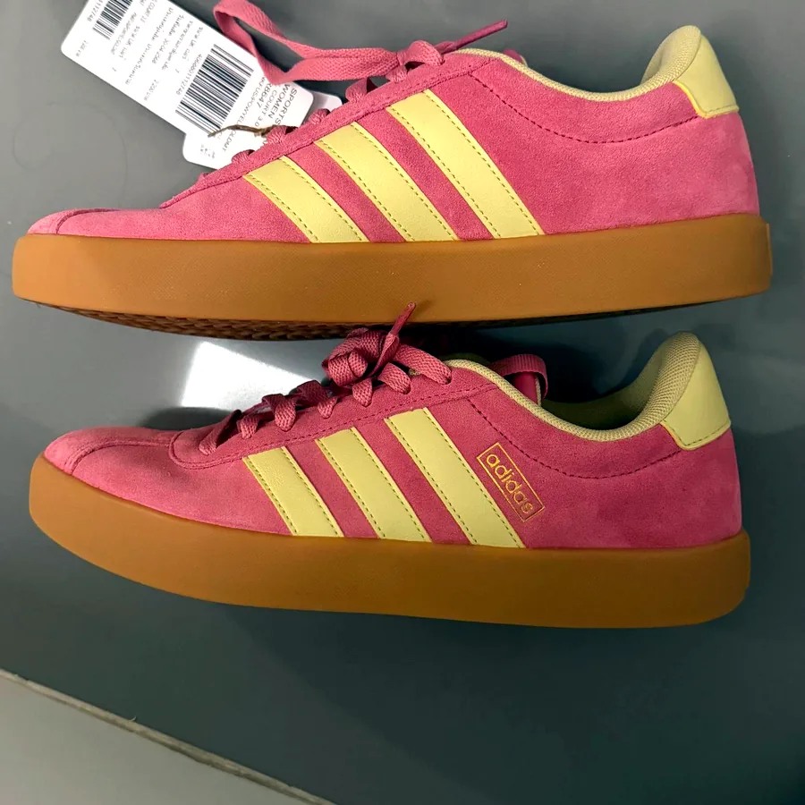Кеды Adidas женские, размер 7, новые