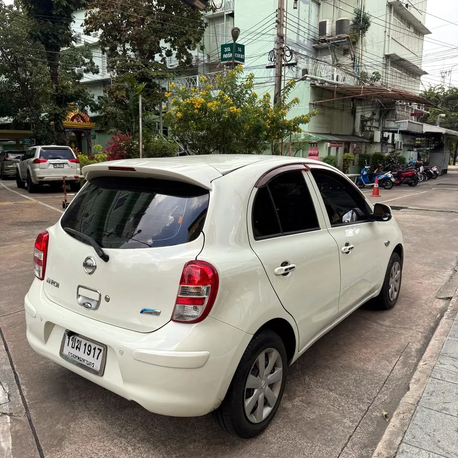 Nissan March 2011, автомат, полностью исправна