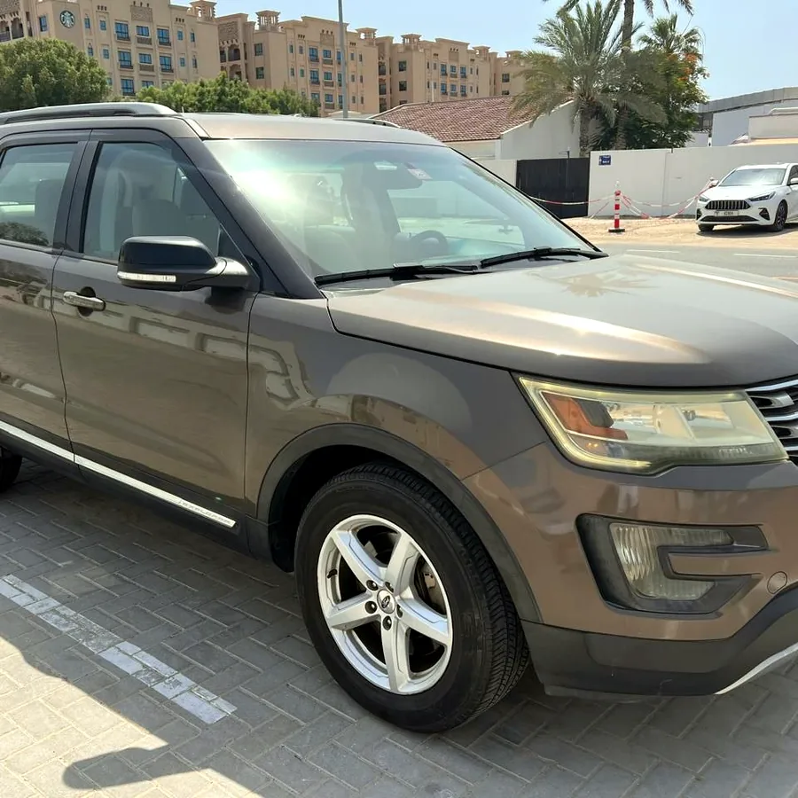 Ford Explorer XLT 2016, пробег 175 000 км, Дубай