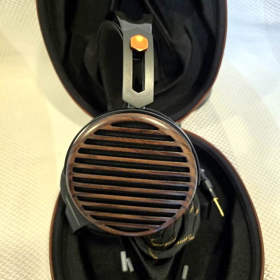 Fiio FT7 planar headphones, like-new condition