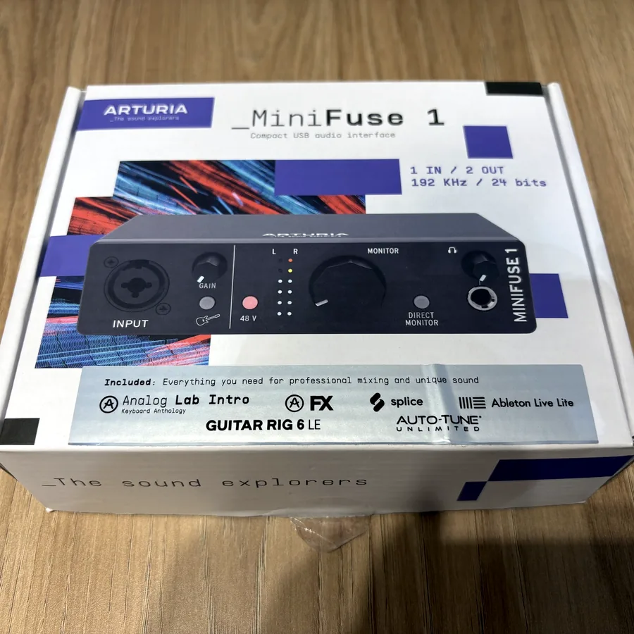 Аудиокарта Arturia Mini Fuse 1