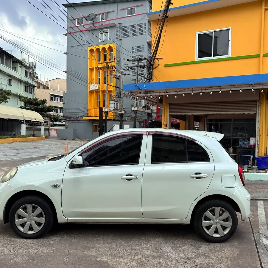 Nissan March 2011, автомат, полностью исправна