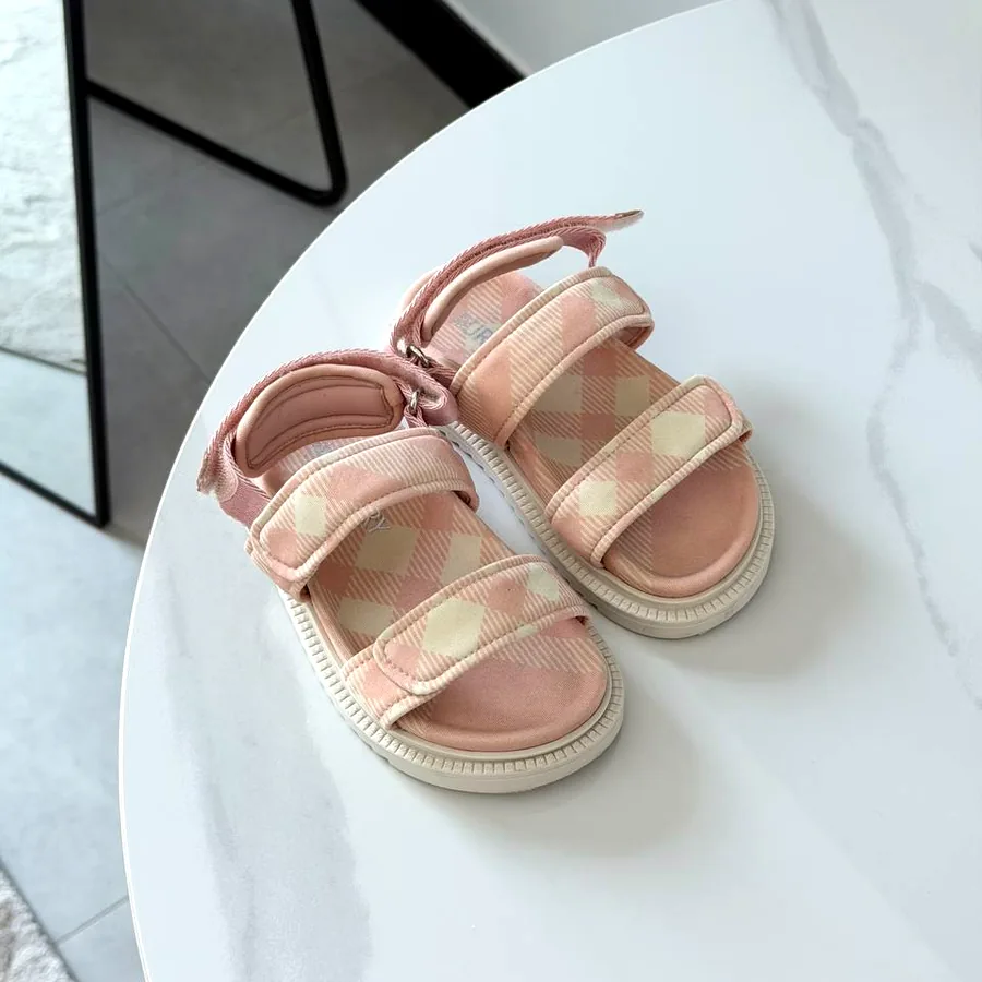 Детские сандали Burberry, EU 25