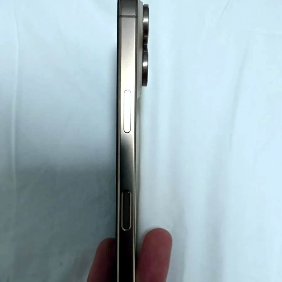 iPhone 16 Pro 128GB, отличное состояние