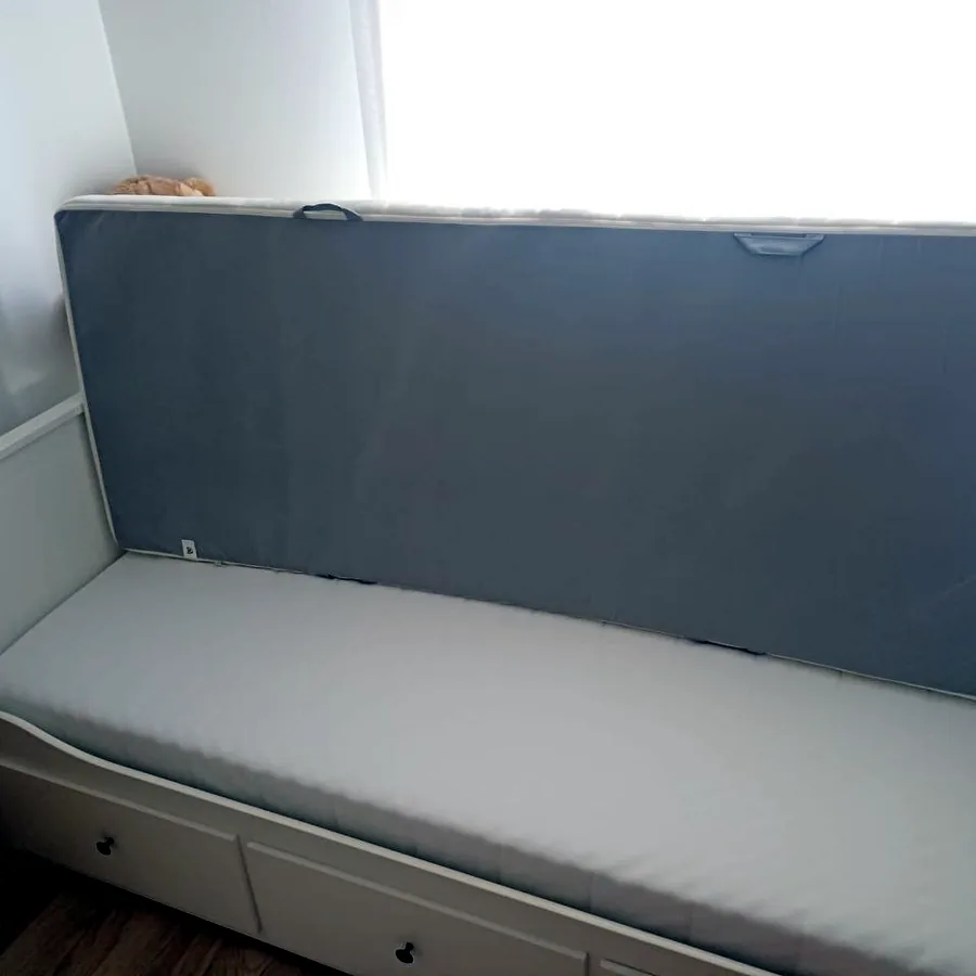 Диван Ikea Hemnes с кроватью