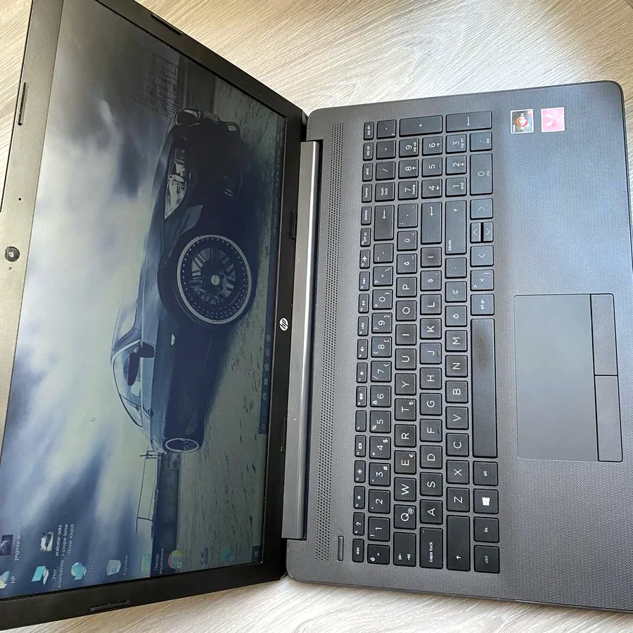 Ноутбук HP, AMD Ryzen 5, 8 GB RAM, 256 GB SSD