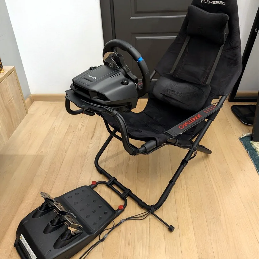 Руль Logitech G29 и кресло Playseat, комплект