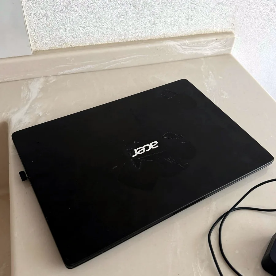 Ноутбук Acer Swift 1 SF114-32, чёрный