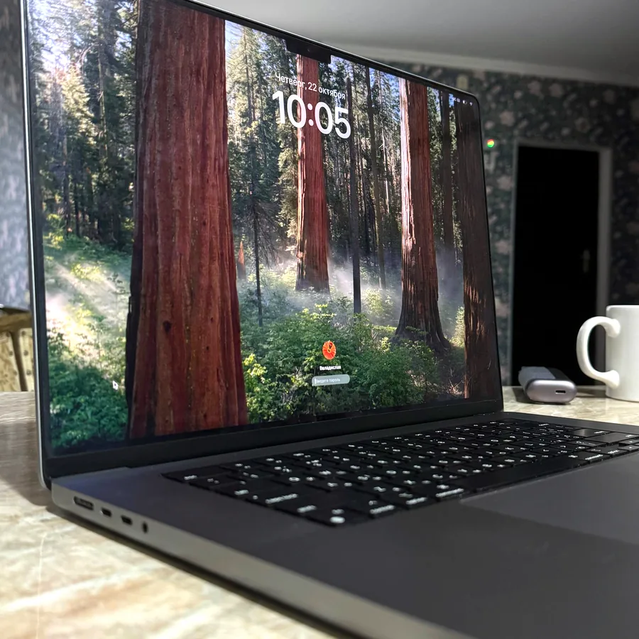 MacBook Pro 16 (2021) M1 Pro, Space Gray