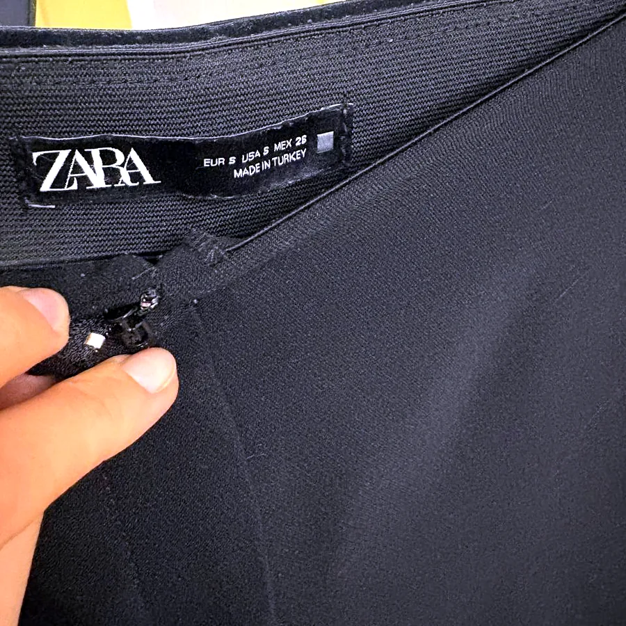 Брюки Zara в обтяг, эффект леггинсов