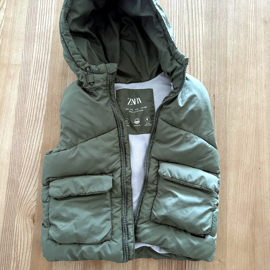 Платье Zara 104