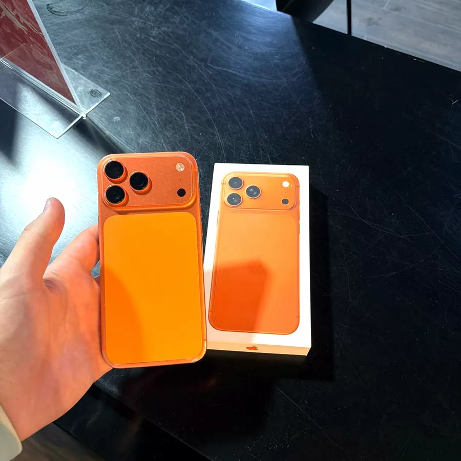 iPhone 17 Pro Max 512GB, оранжевый